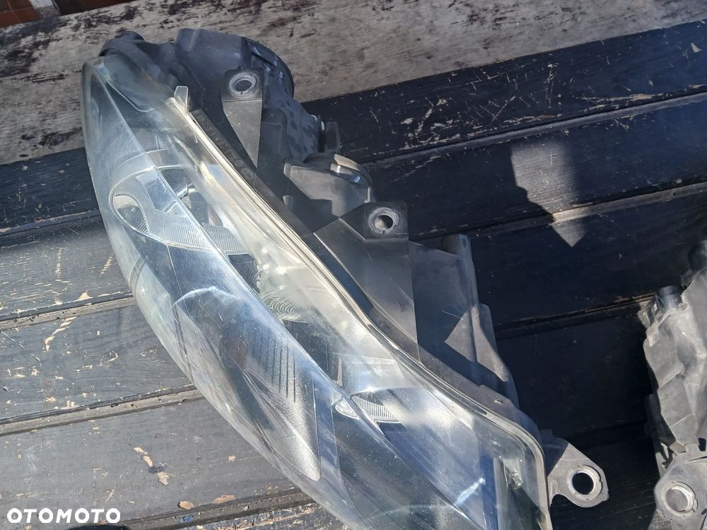 VW GOLF 6.LAMPY PRZEDNIE KOMPLET EUROPA 5K - 2