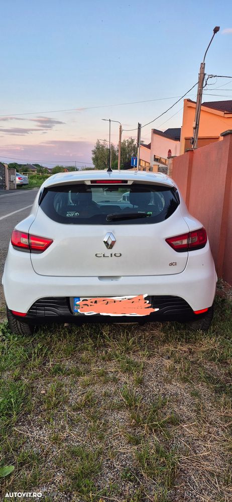 Renault Clio dCi 75 Stop & Start Expression - 10