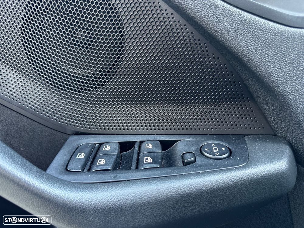 BMW 116 d Corporate Edition Auto - 16