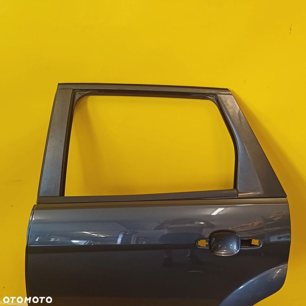 DRZWI LEWY TYŁ LEWE TYLNE FORD FOCUS II LIFT KOMBI LAK. H4 NR1979 - 2