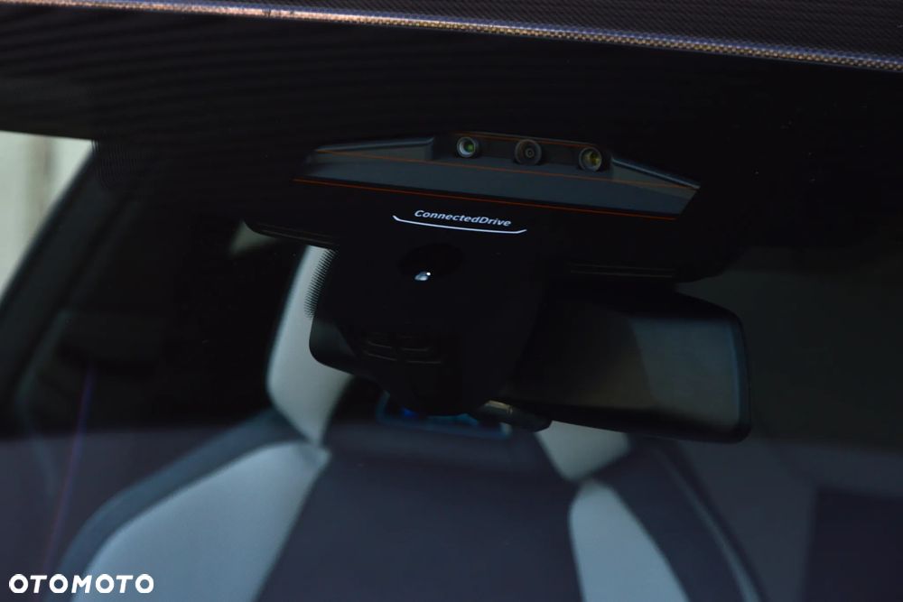 BMW M4 Competition M xDrive sport - 14