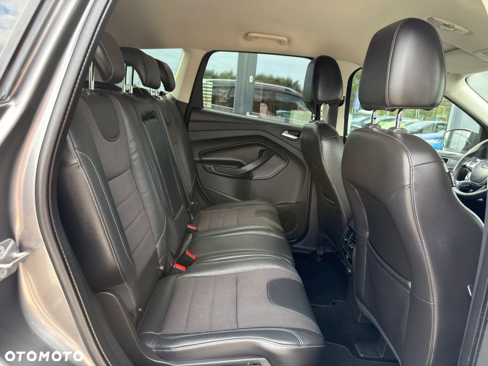Ford Kuga 2.0 TDCi Titanium S - 25