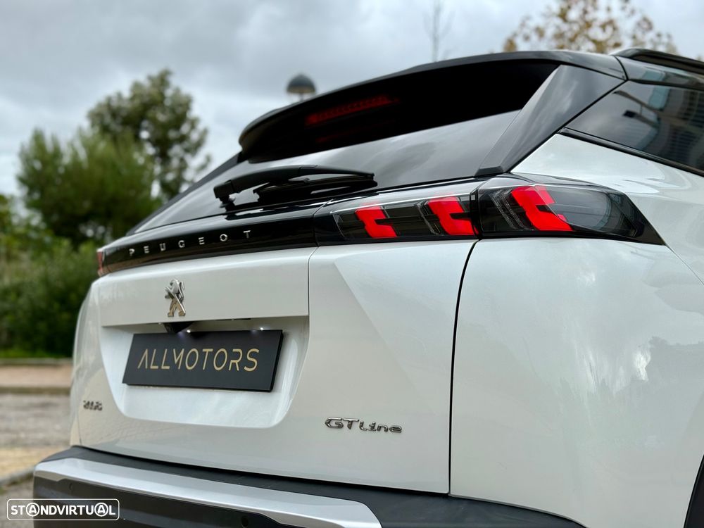 Peugeot 2008 PureTech 130 EAT8 GT - 16