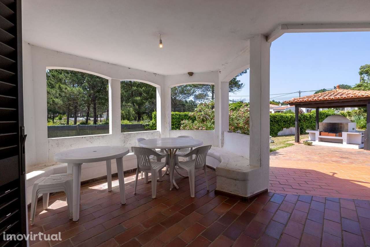 MORADIA ESPAÇOSA COM 6 QUARTOS E PISCINA- VALE DA TELHA - Grande imagem: 5/39