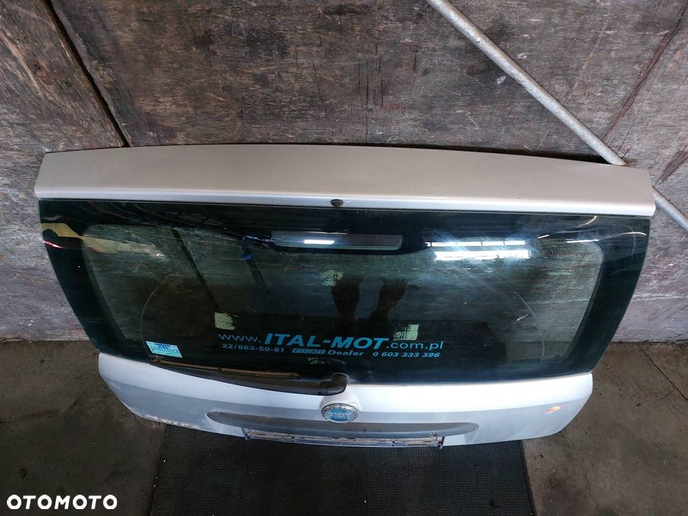 KOMPLETNY TYŁ  KLAPA ZDERZAK LAMPA PRAWA LEWA FIAT PANDA II 647 - 3