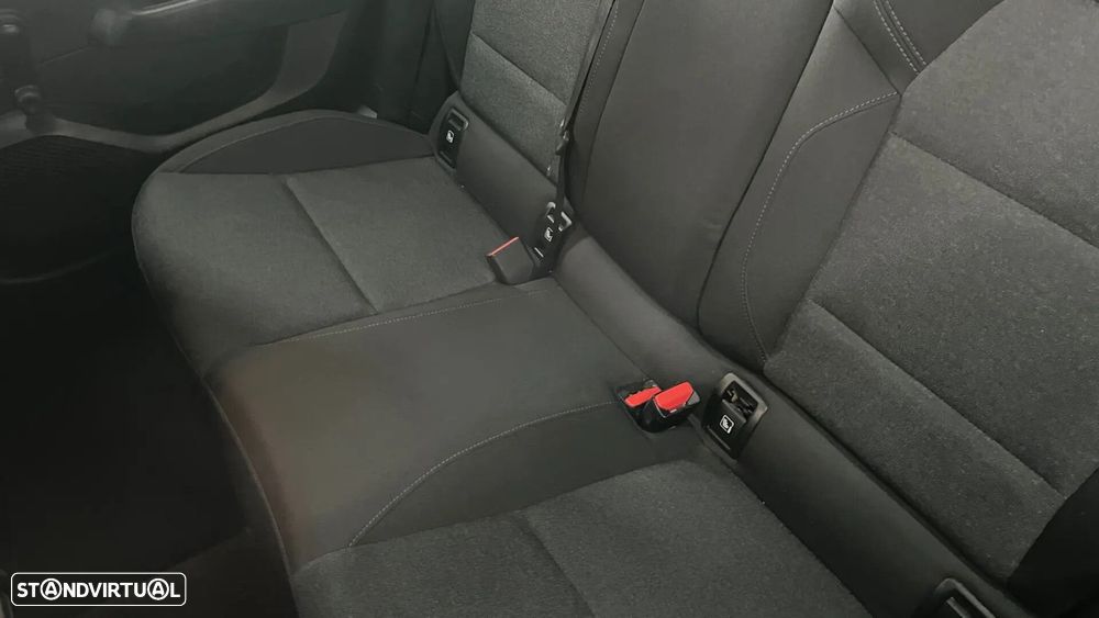Renault Clio - 26