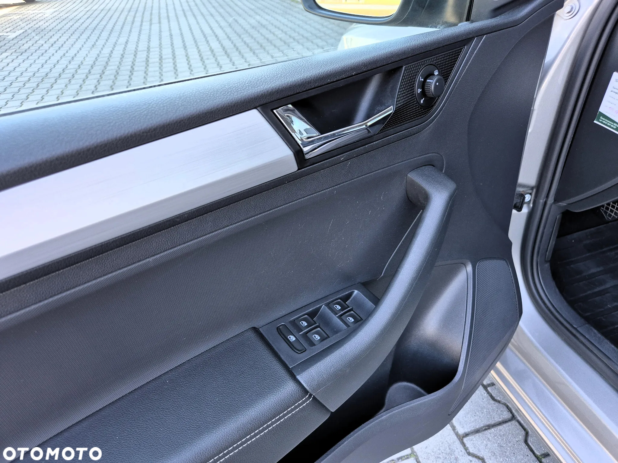 Skoda RAPID 1.0 TSI Ambition - 10