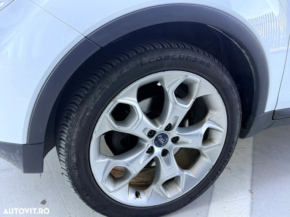 Ford Kuga 2.0 TDCi 4x4 Individual - 10