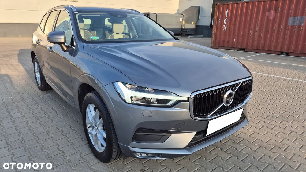 Volvo XC 60 D4 Momentum Pro - 2