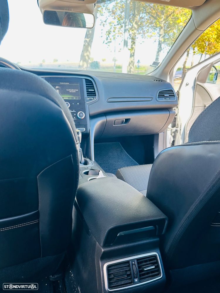 Renault Mégane 1.5 dCi Confort - 9