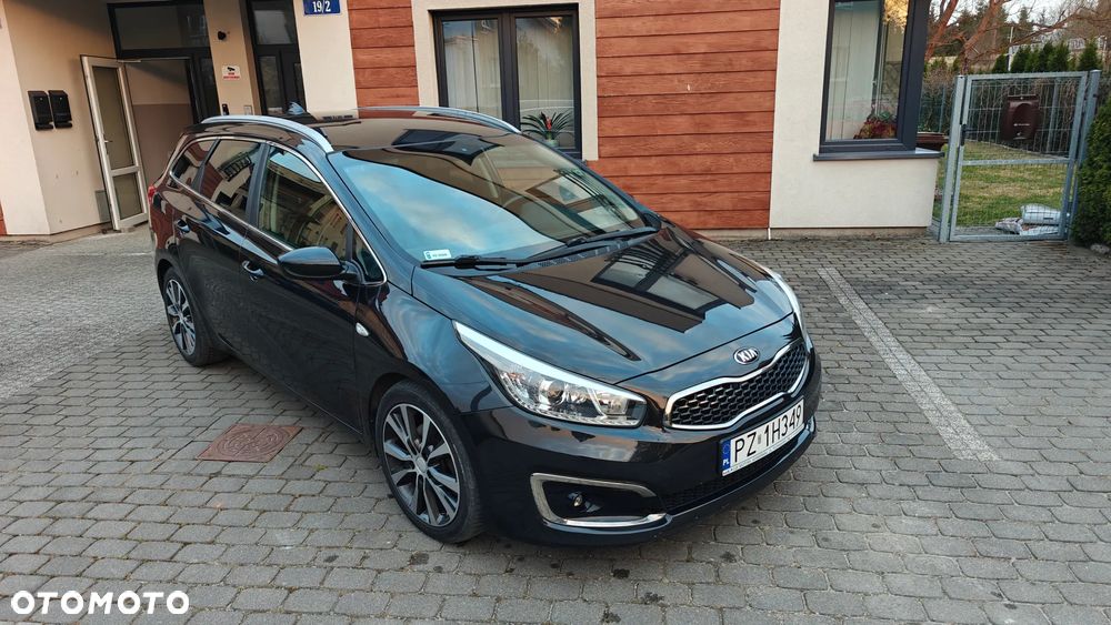 Kia Ceed 1.6 CRDi 136 ISG Spirit - 18