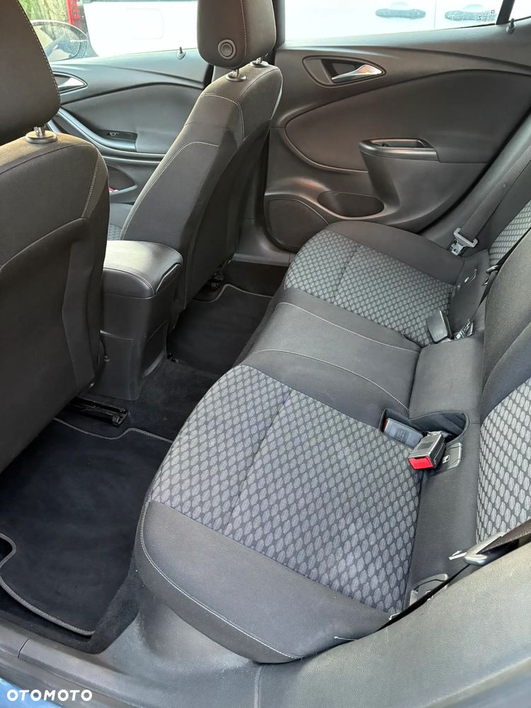 Opel Astra 1.4 T Enjoy - 8