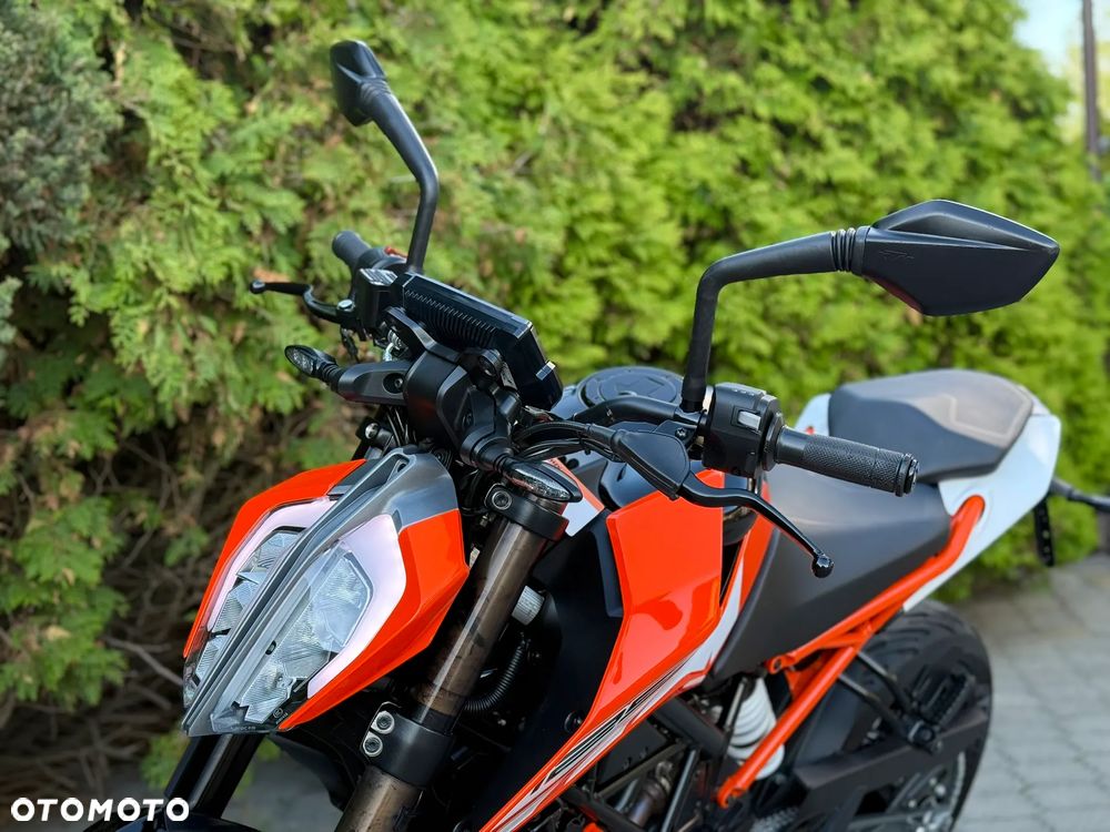 KTM Duke - 23
