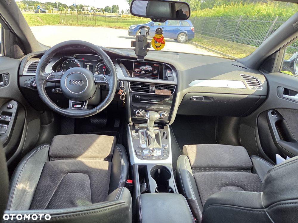 Audi A4 Avant 2.0 TFSI Quattro Line S tronic - 10