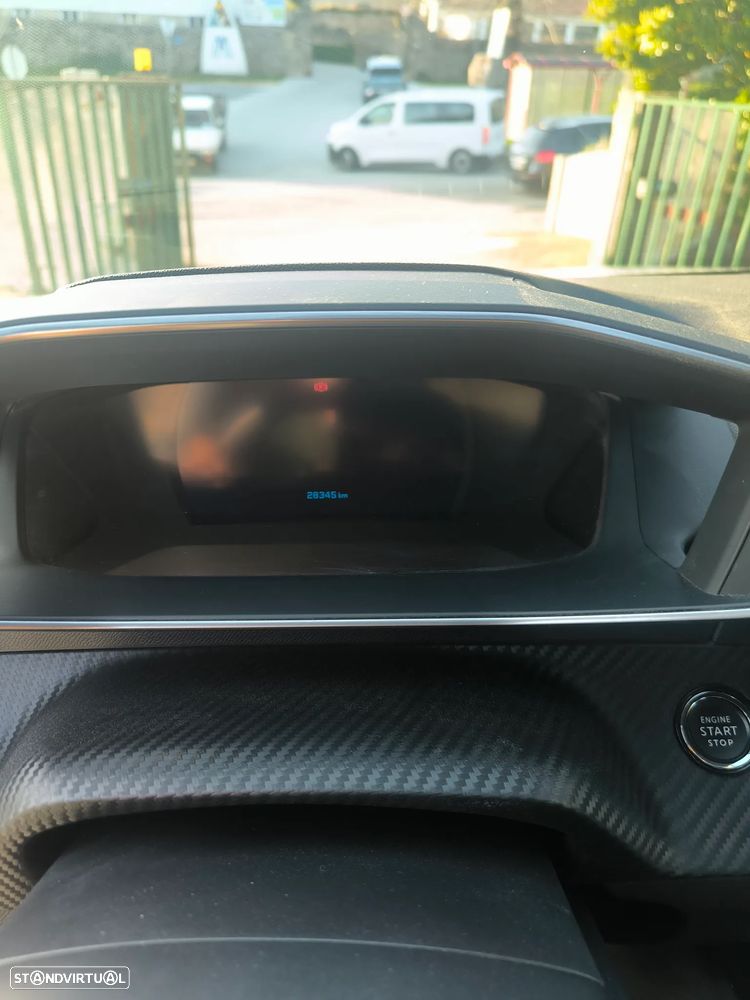 Peugeot 2008 PureTech 130 Allure Pack - 8