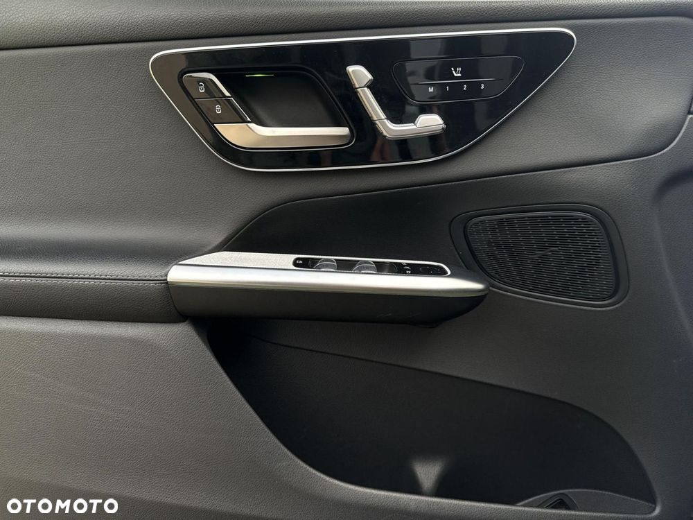 Mercedes-Benz GLC - 11