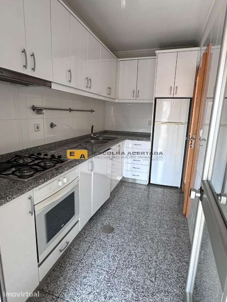 T1 Paranhos com garagem - Grande imagem: 3/14