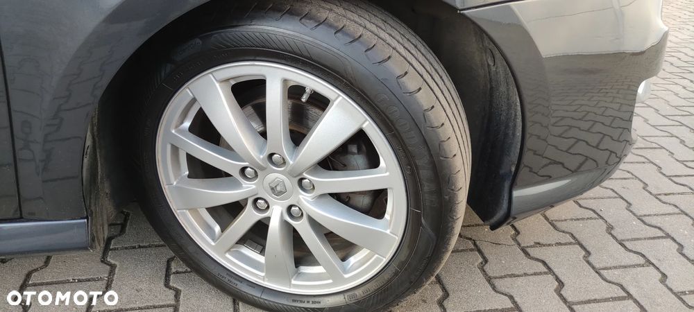 Renault Laguna dCi 180 FAP Initiale - 37