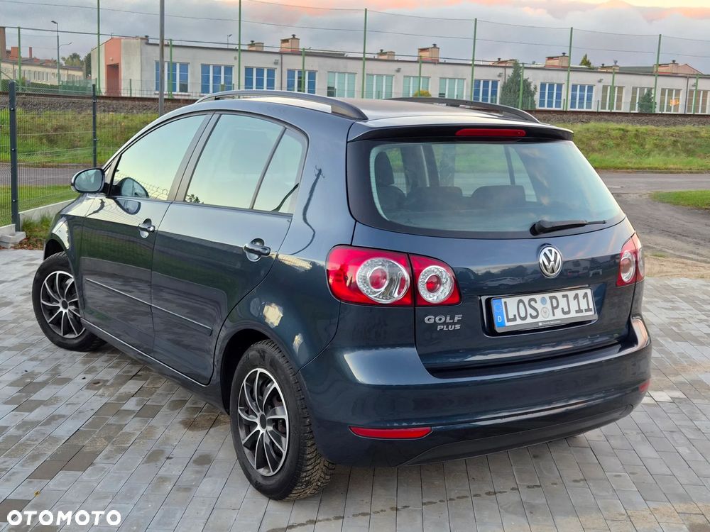Volkswagen Golf Plus - 23