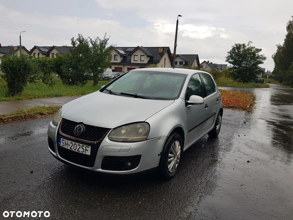 Volkswagen Golf - 2
