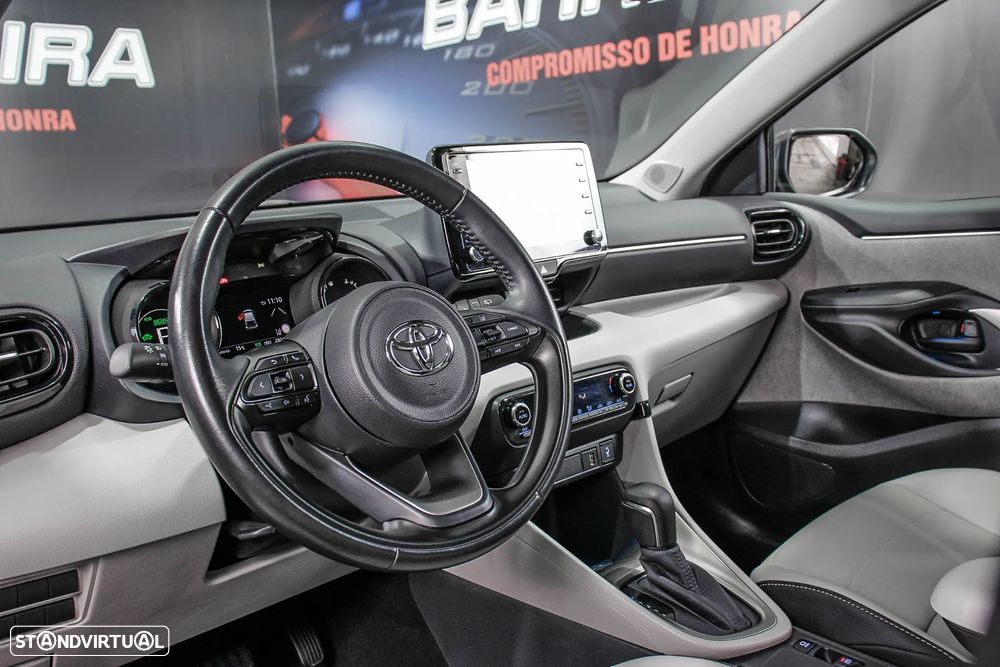 Toyota Yaris 1.5 HDF Luxury - 21
