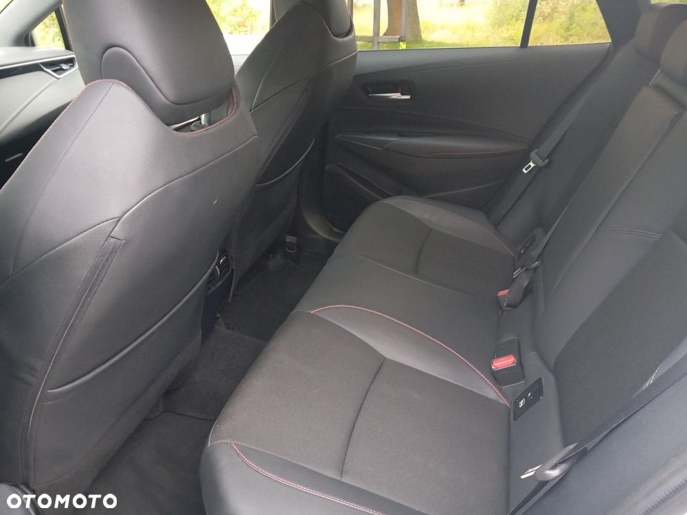Toyota Corolla 1.8 Hybrid GR Sport - 16
