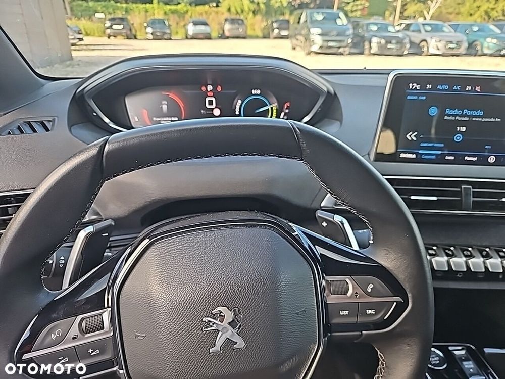 Peugeot 5008 1.2 PureTech mHEV Allure Pack S&S e-DCS6 - 18