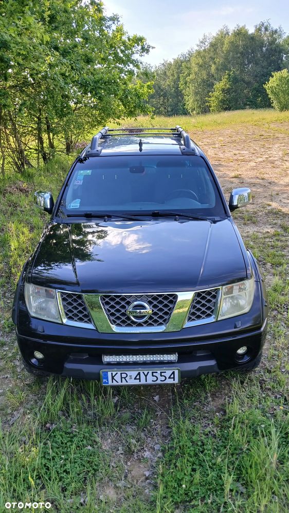 Nissan Navara 2.5 D Platinum - 31