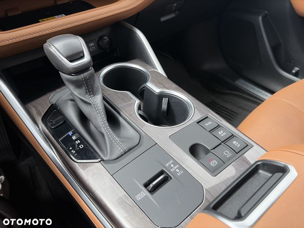 Toyota Highlander - 14