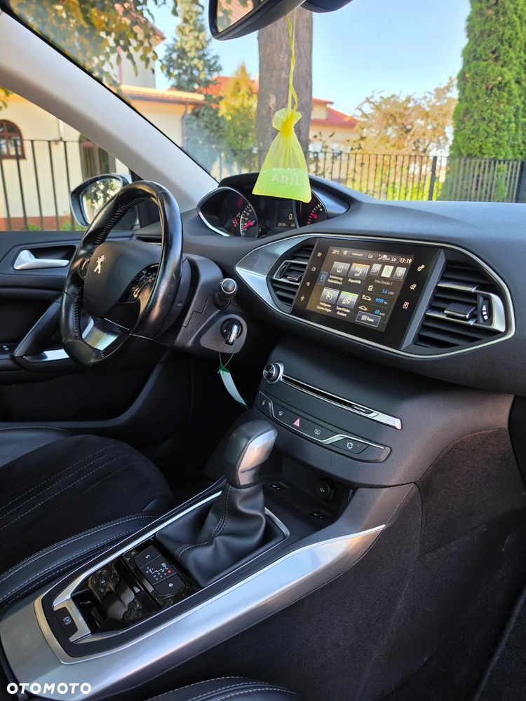 Peugeot 308 BlueHDi 120 EAT6 Stop & Start Allure - 32