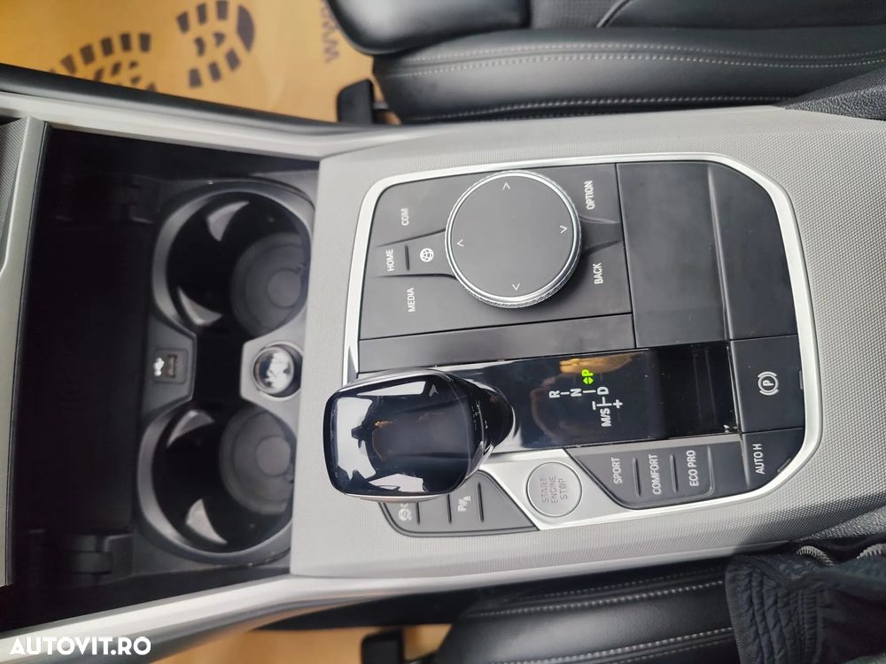 BMW Seria 3 320d AT MHEV - 31