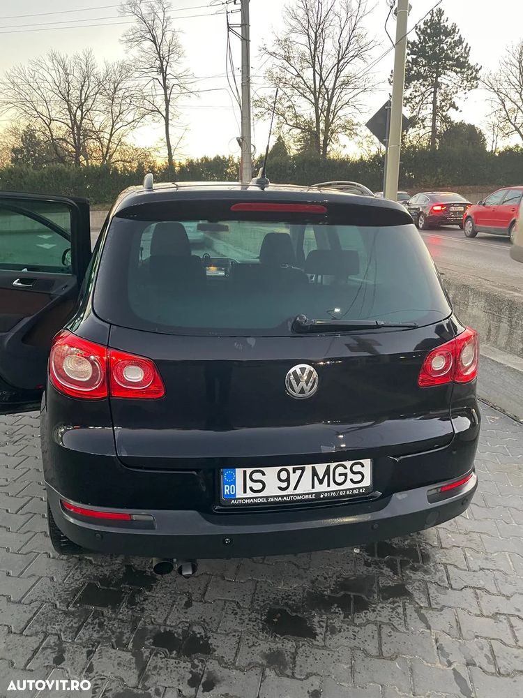 Volkswagen Tiguan 2.0 TDI DPF 4Motion DSG Track & Field - 4