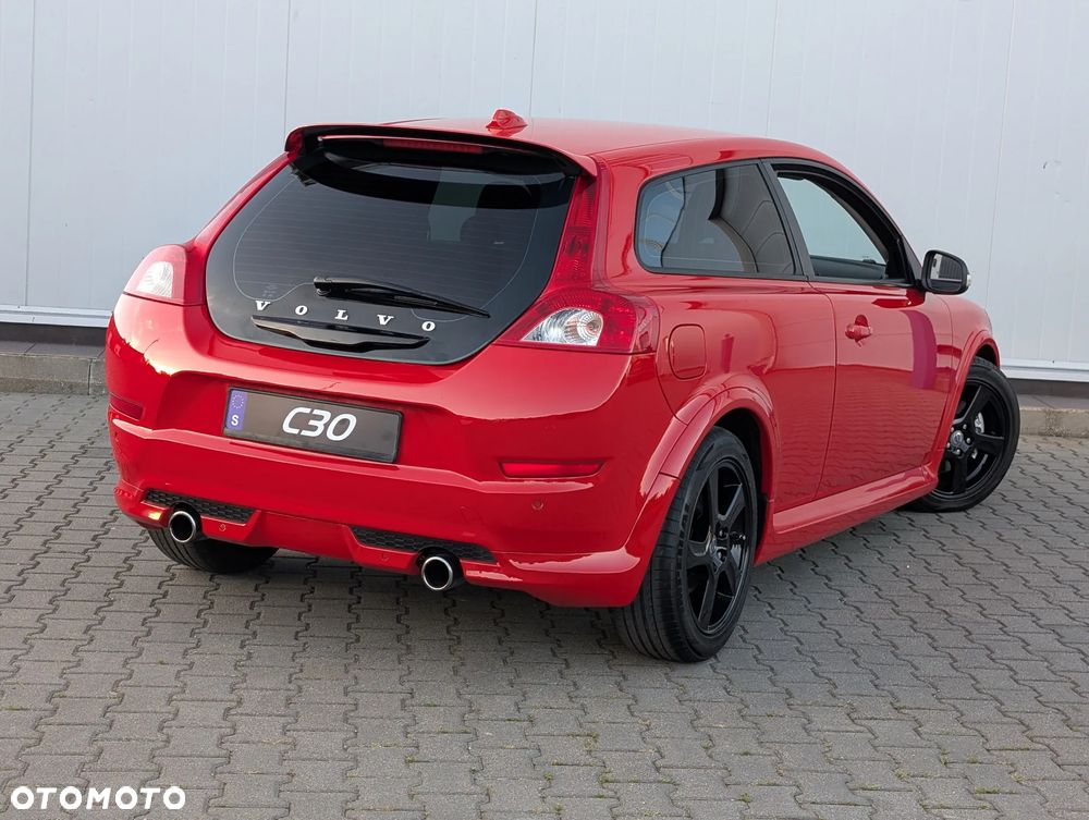 Volvo C30 D4 R-Design - 8