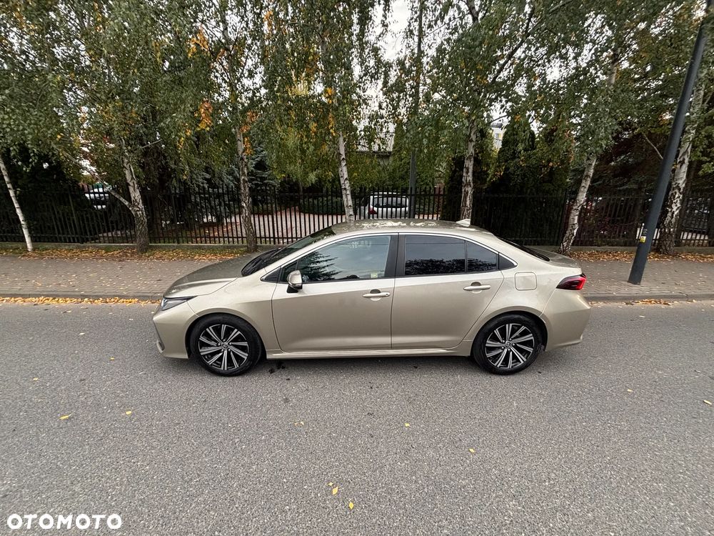 Toyota Corolla 1.8 Hybrid Executive - 3