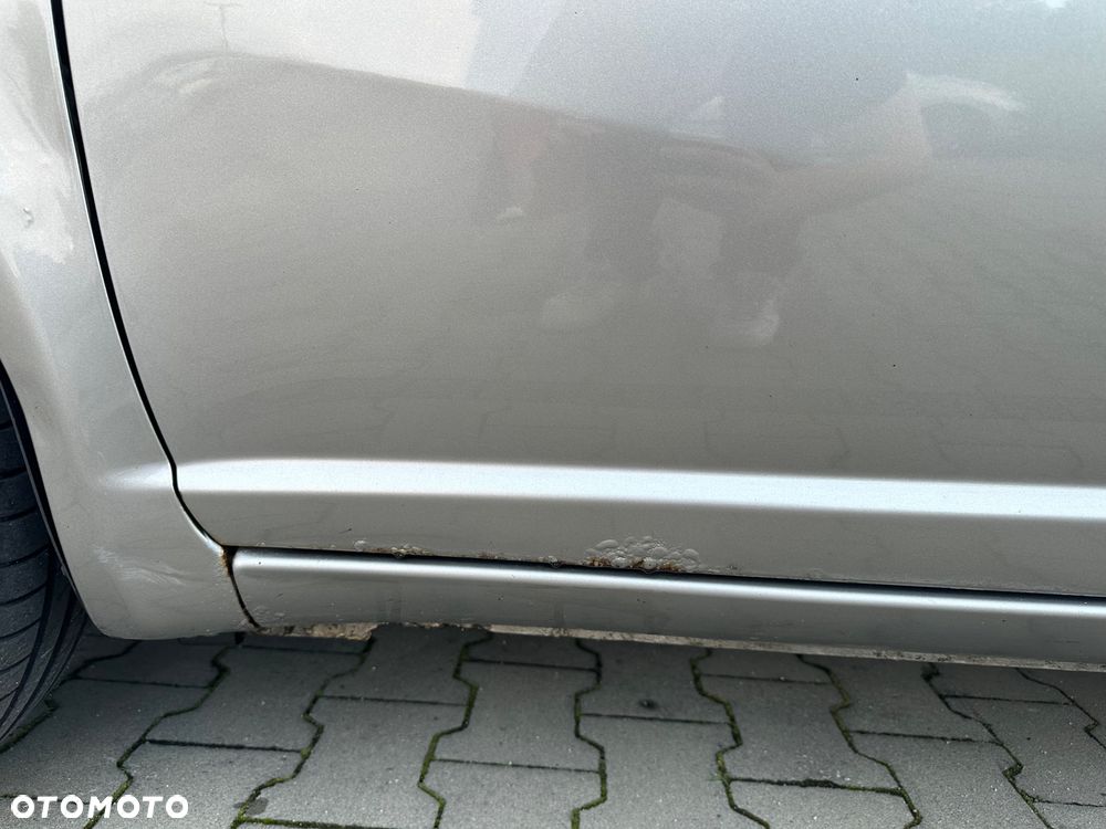 Toyota Yaris - 9