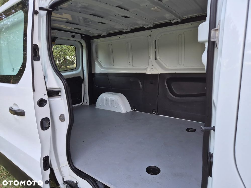 Renault Trafic Long L2H1 - 22