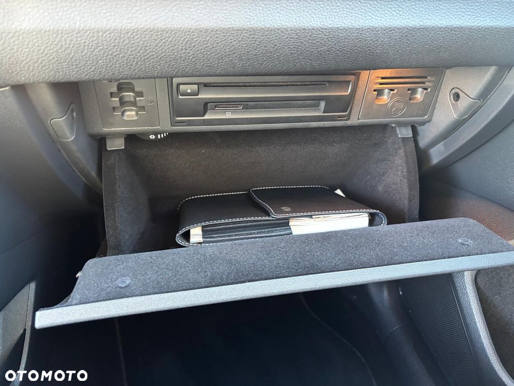 Volkswagen Golf Sportsvan 1.5 TSI ACT OPF DSG Highline - 19