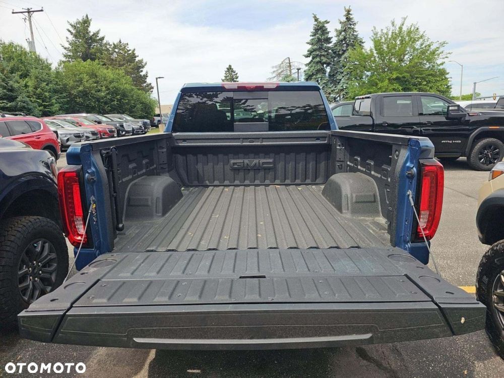 GMC Sierra - 6