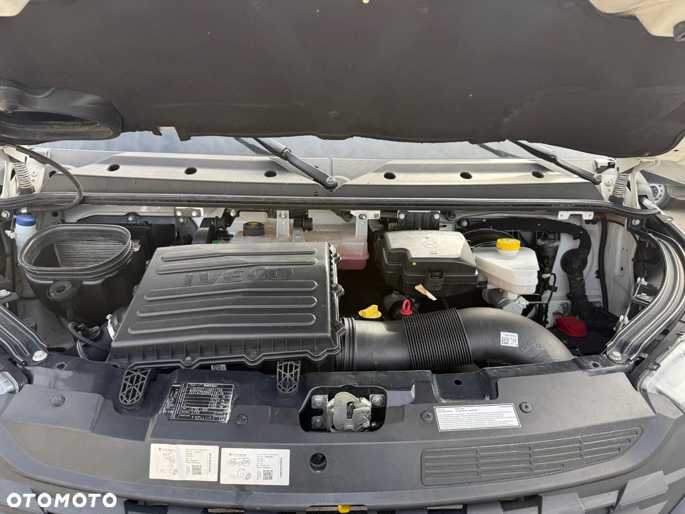 Iveco 70C18 - 17