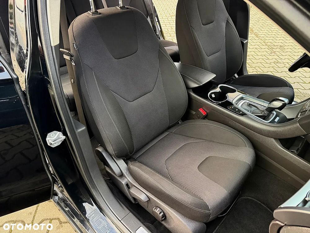 Ford Mondeo 2.0 TDCi Titanium PowerShift - 33