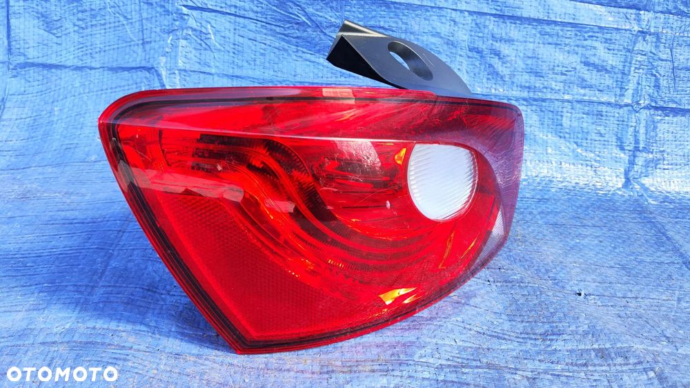LAMPA LEWY PRAWY TYŁ KOMPLETNA WKŁAD LAMPY SEAT IBIZA IV 6J LIFT 12- 5D - 9