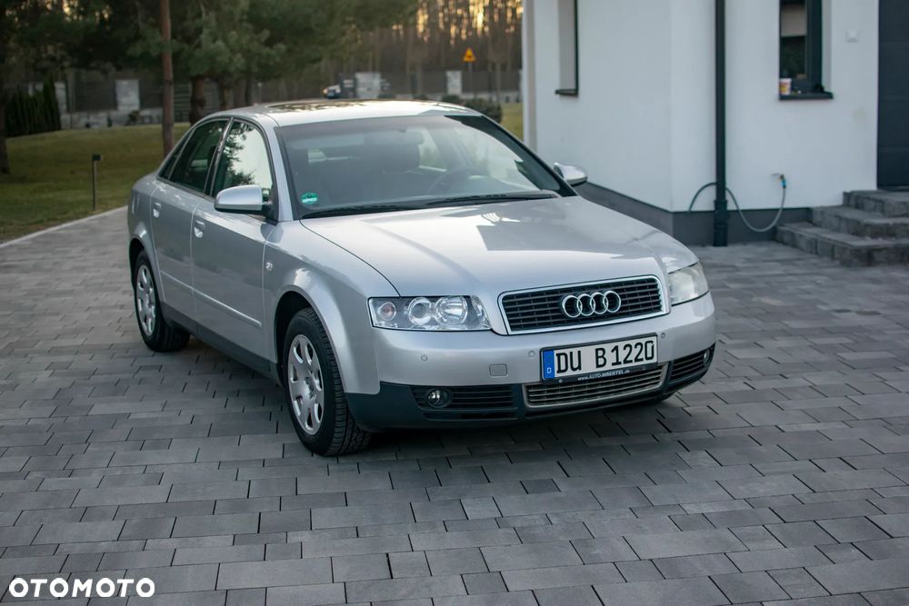 Audi A4 Avant - 13