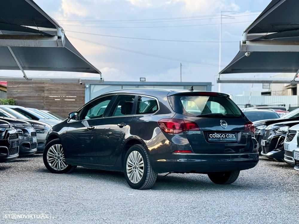 Opel Astra Sports Tourer - 4
