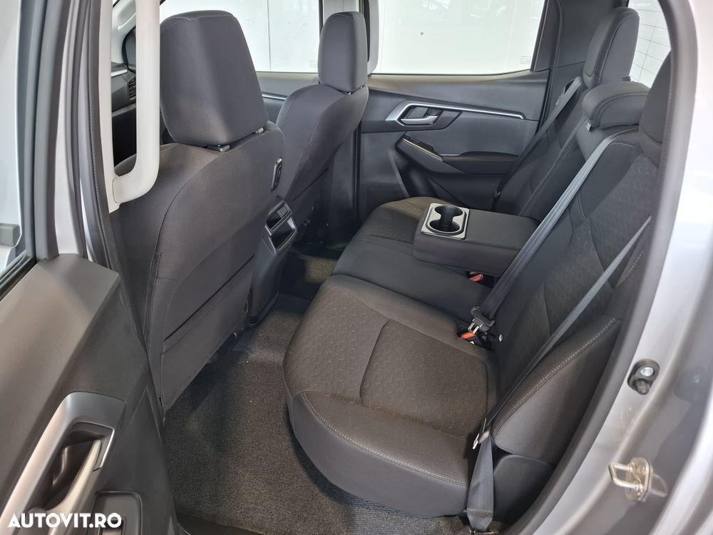 Isuzu D-Max 2.2 DSL 4x4 Double Cab 8AT Executive - 17