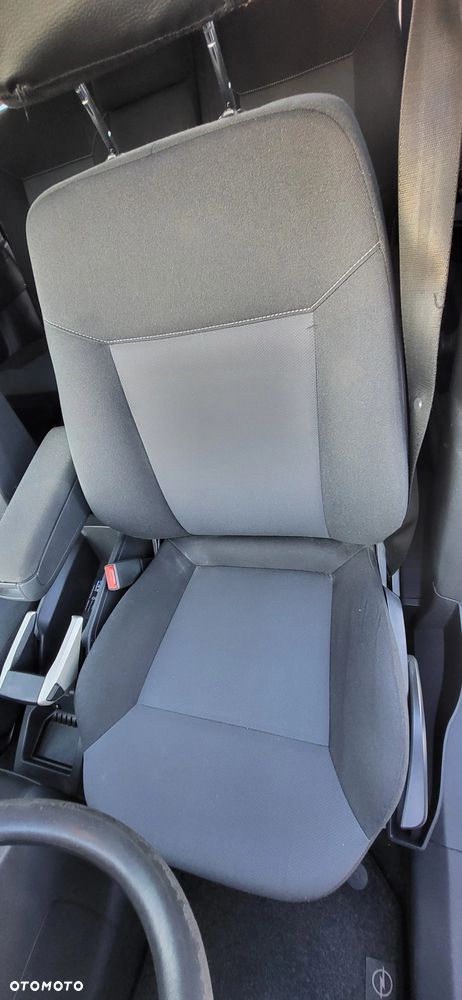 Opel Zafira 1.7 CDTI Essentia - 10