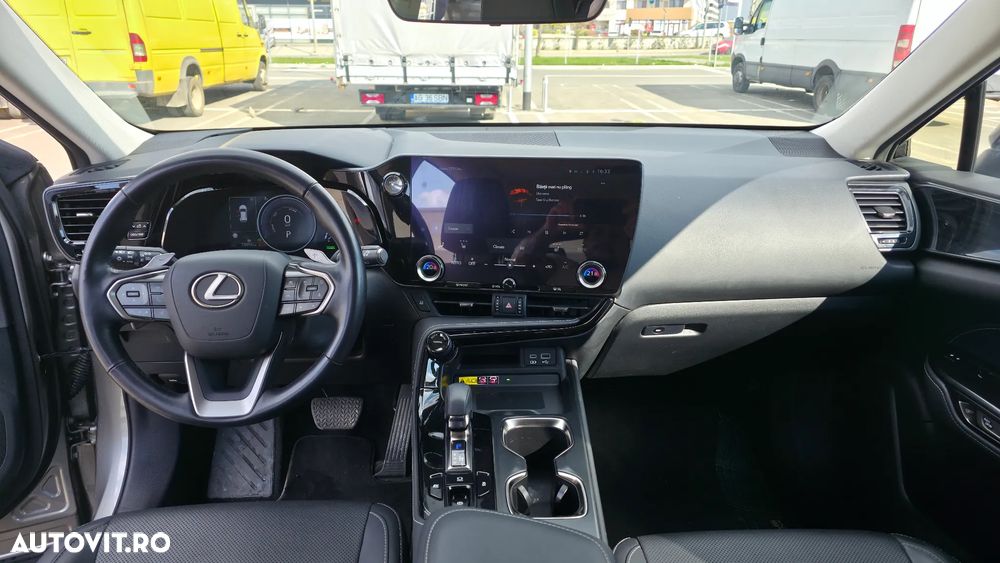 Lexus Seria NX 350h Executive Line - 20