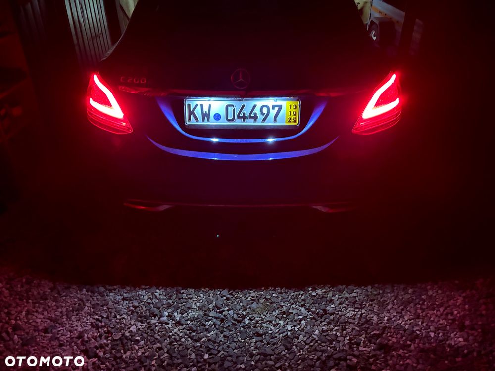Mercedes-Benz Klasa C 200 d 9G-TRONIC - 35