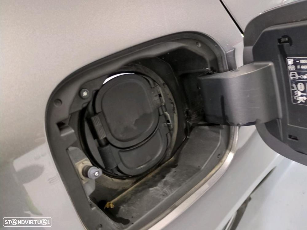 Mercedes-Benz A 250 e Style Plus - 10