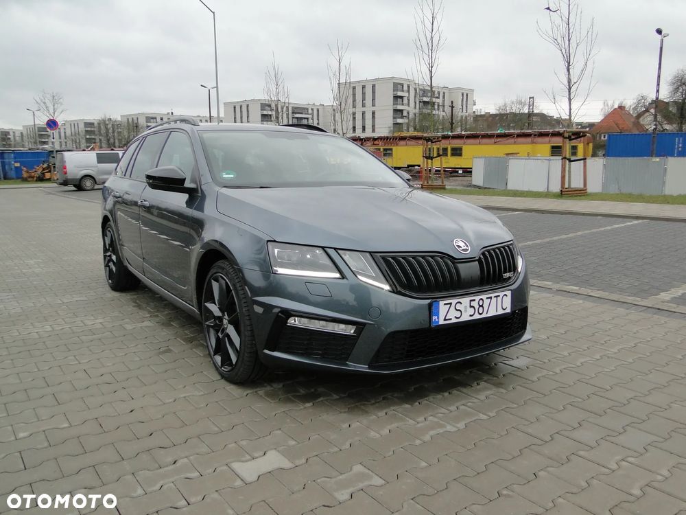 Skoda Octavia 2.0 TDI RS Challenge DSG - 2