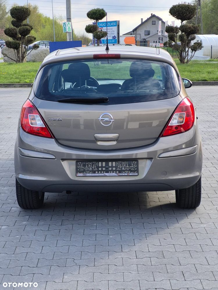 Opel Corsa 1.4 16V Active - 9